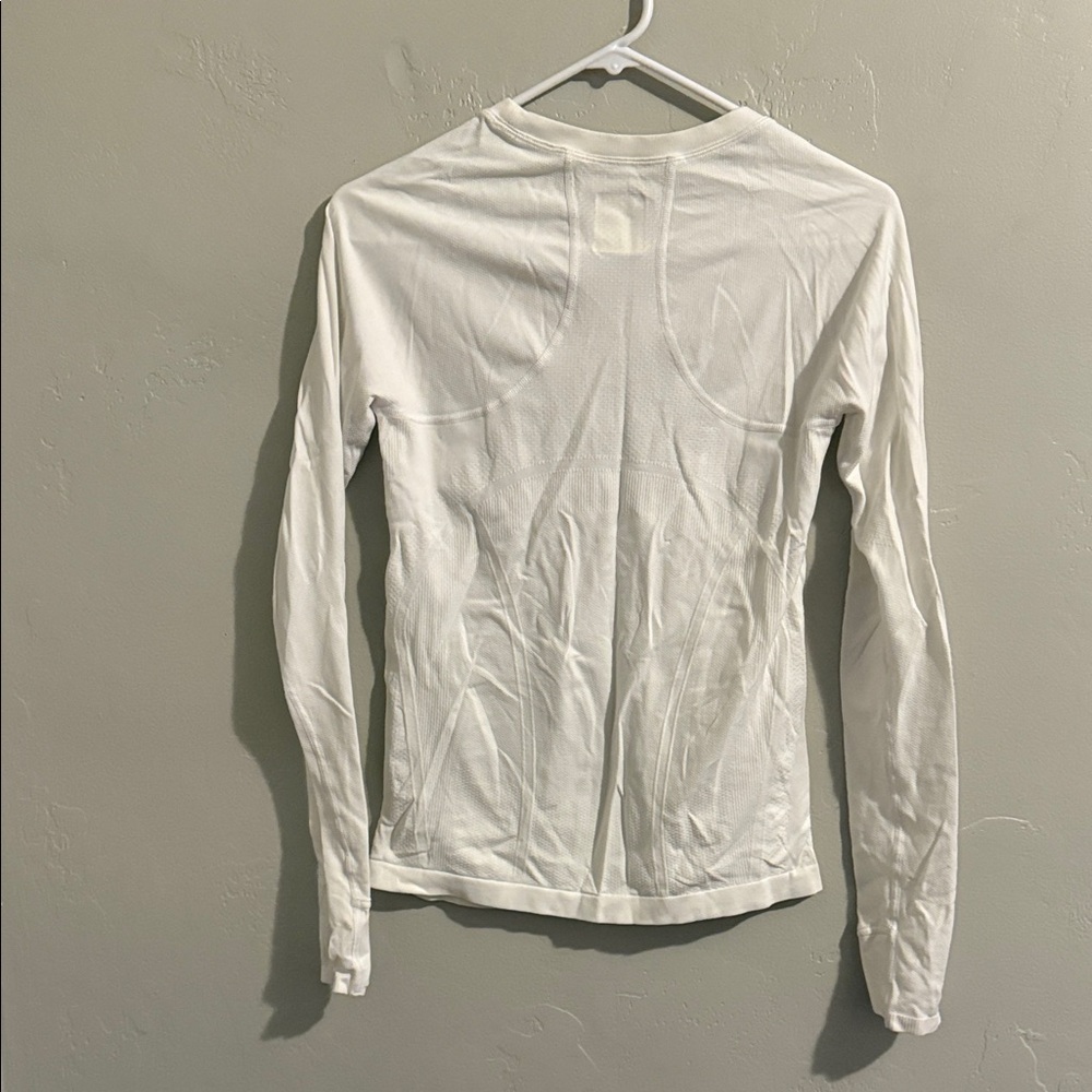 Athleta White Long Sleeve Running Top Small - Picture 6 of 9